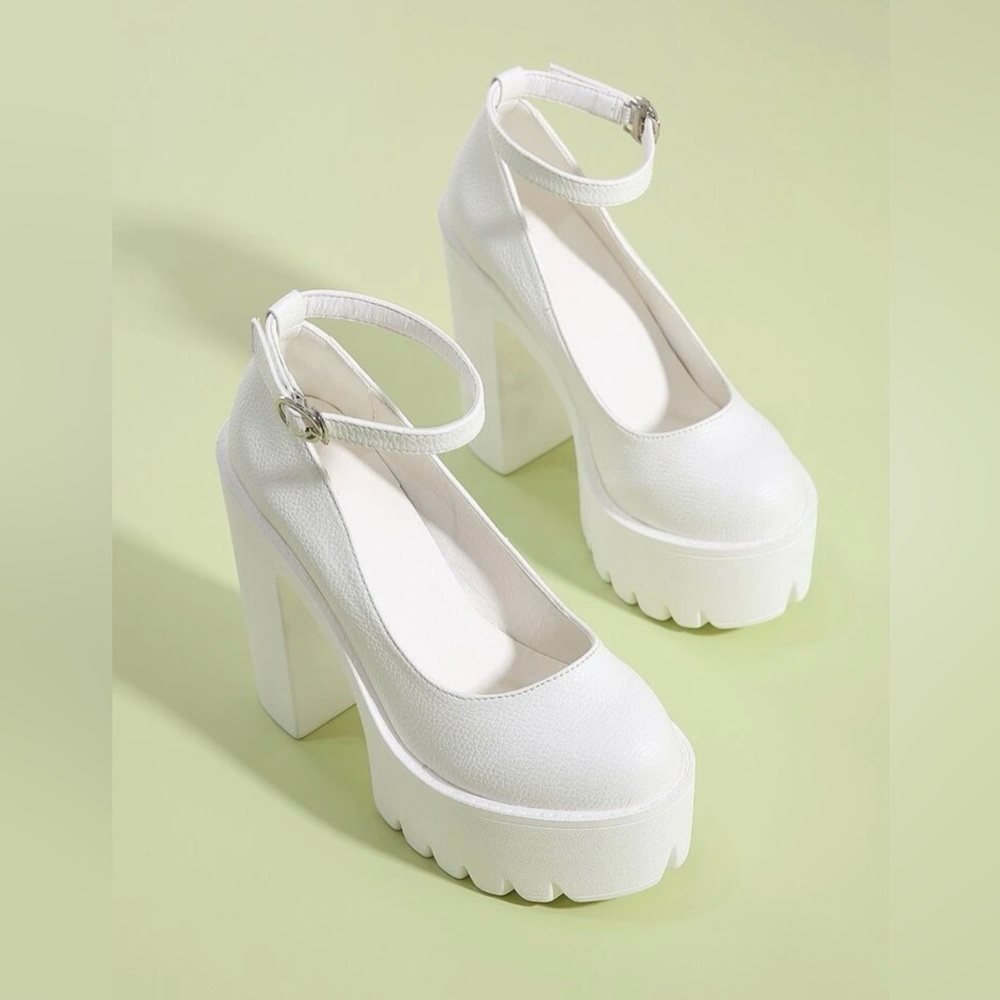 White Chunky Mega Platform Mary Jane Strappy Heels, Size 9, NEW!